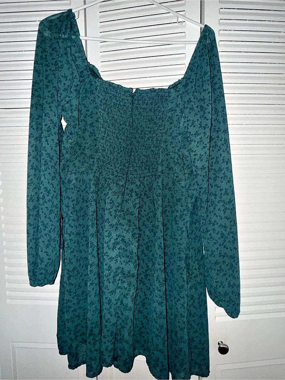 Hollister Floral Smocked Long Sleeve Mini Dress Green XL